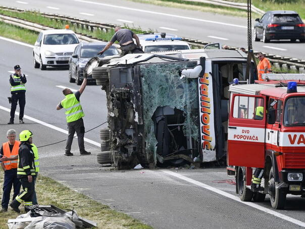 Većina povrijeđenih u nesreći na A3 državljani BiH, ima i maloljetnih