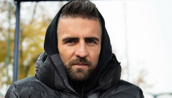 Vedad Ibišević: BiH je pobijedila i gore stvari, pobijedit će i koronavirus