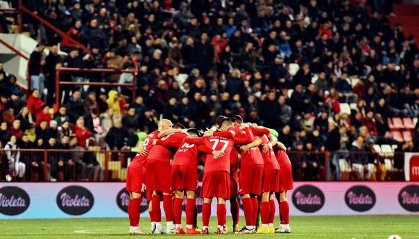 Velež protiv Borca, Željezničar dočekuje Slobodu