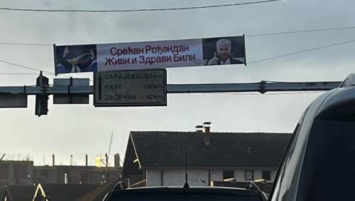 Veličanje zločinca: U Bratuncu nove uvrede žrtvama genocida