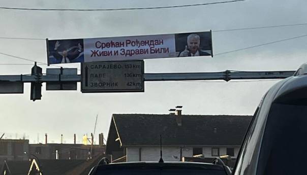 Veličanje zločinca: U Bratuncu nove uvrede žrtvama genocida