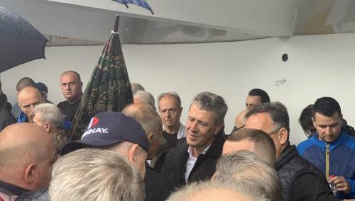 Veliki broj ljudi na dženazi Arminu Begoviću u Sarajevu