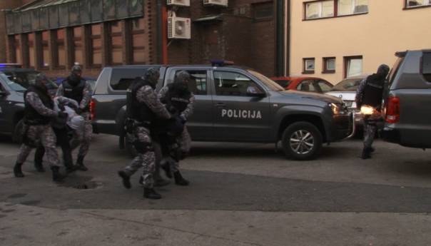 Velika akcija policije, pretresi na 25 lokacija, uhapšeno 13 osoba