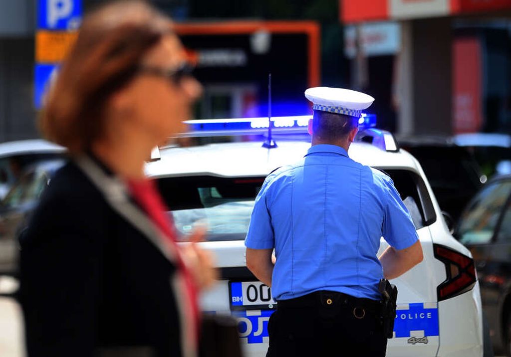Velika akcija policije u Banjaluci: Uhapšeno više dilera