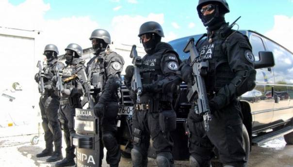 Velika akcija SIPA-e, pretresi na devet lokacija zbog droge