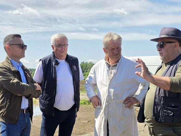Velika akcija u Posavini: U vodotok uneseno 1.000 kg šarana