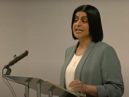 Velika Britanija bi mogla smanjiti broj viza za zemlje koje odbijaju povratak migranata