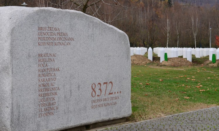 Velika Britanija: Online komemoracija za žrtve genocida u Srebrenici
