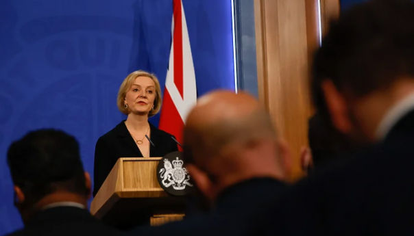 Velika Britanija: Parlamentarci će pokušati da smjene premijerku Liz Truss