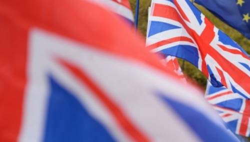 Velika Britanija potonula u recesiju