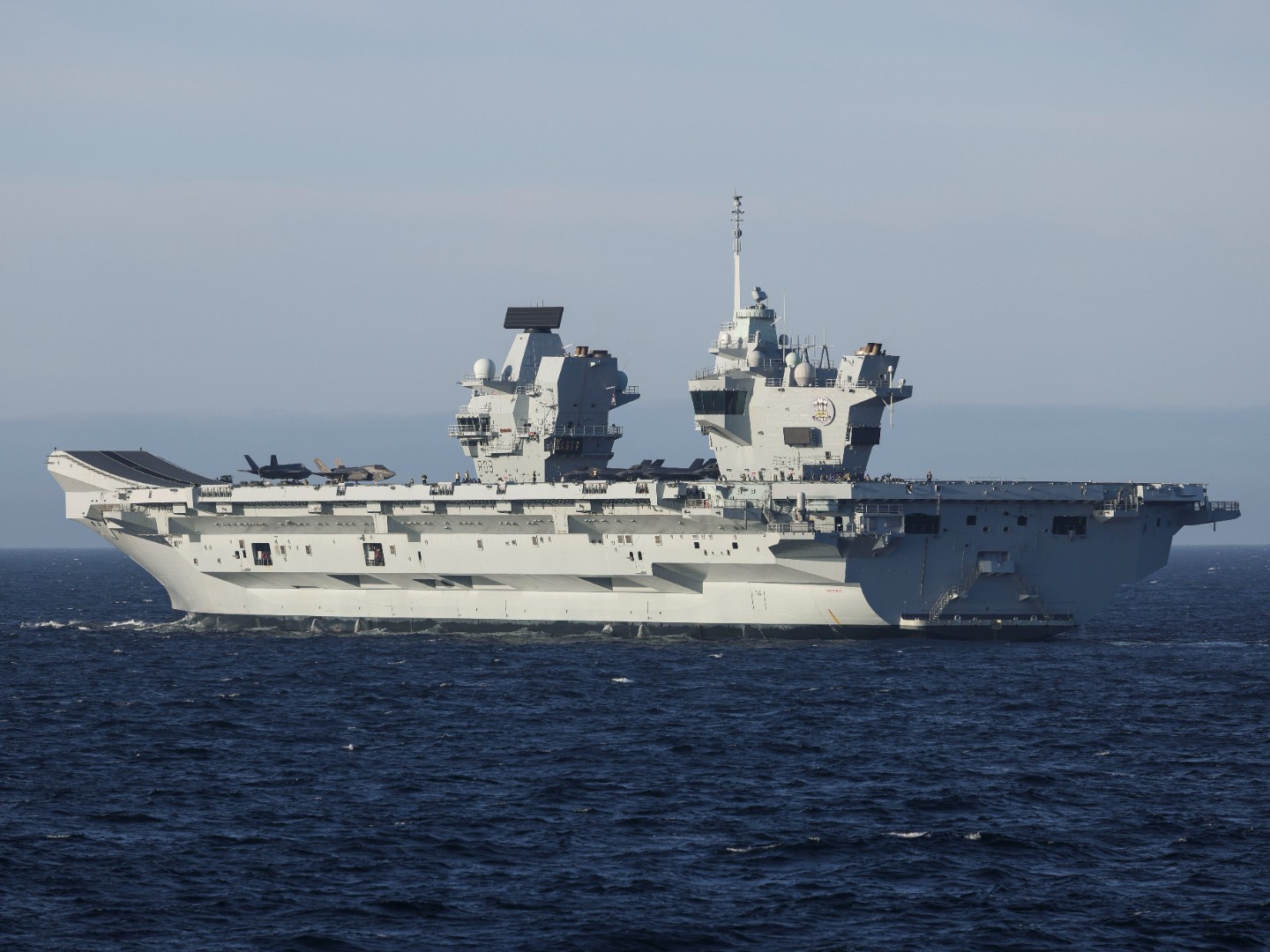 Velika Britanija šalje nosač aviona na sjever Atlantika