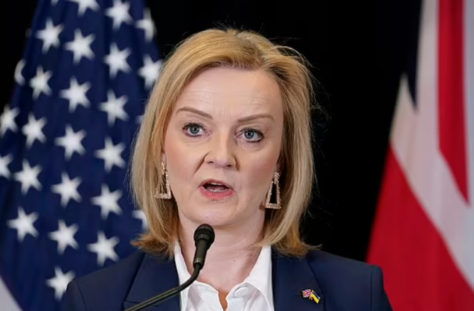 Velika Britanija sankcionisala 386 članova ruske Dume