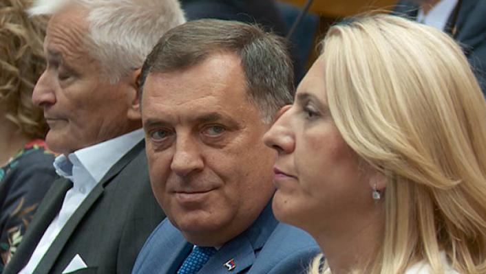 Velika Britanija uvela sankcije Dodiku i Cvijanović