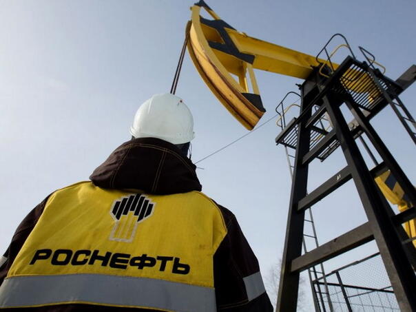 Velika Britanija uvela sankcije prema dvije najveće ruske naftne kompanije