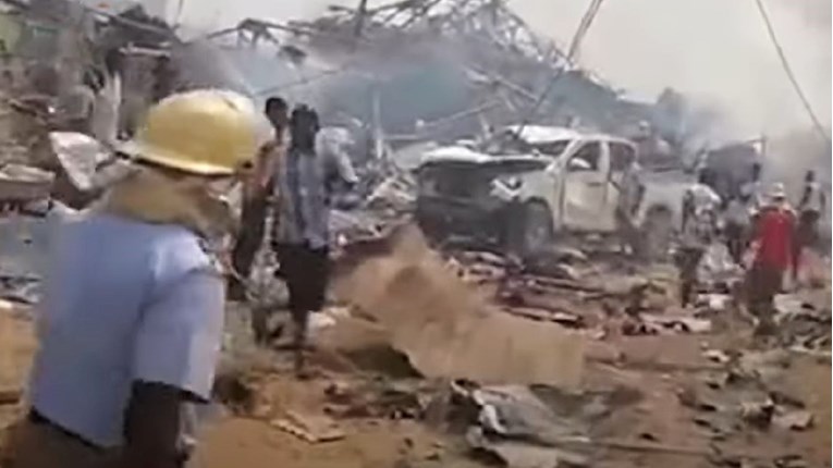 Velika eksplozija u Gani: Ima mrtvih, uništene stotine zgrada