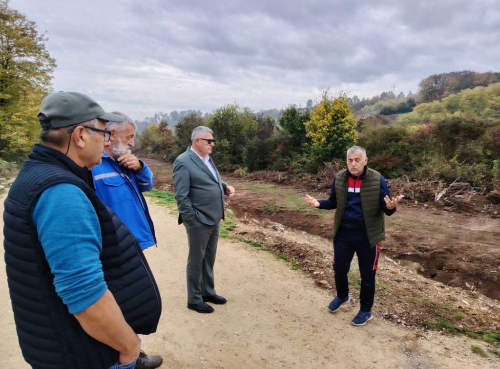 Velika Kladuša kreće u čišćenje divljih deponija