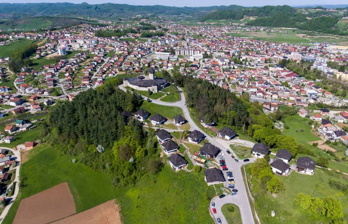 Preminuo muškarac koji je ubio punicu i pokušao ubiti ženu