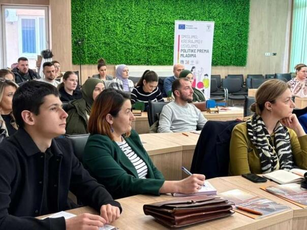 Velika Kladuša započela izradu strategije za mlade 2026–2031