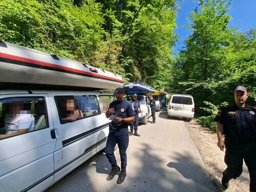 Velika policijska akcija na Tari: Kažnjeno šest državljana BiH