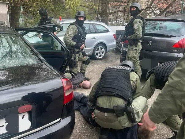Velika policijska akcija u ZDK: Uhapšeno 19 osoba, zaplijenjena droga