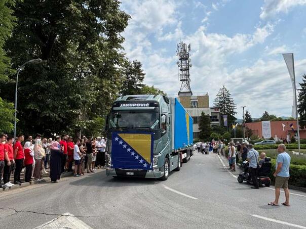 Velika tuga i bol na ispraćaju pet žrtava genocida u Prijedoru