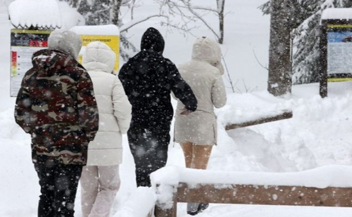 Velike količine snijega pale u Poljskoj, Slovačkoj i Češkoj