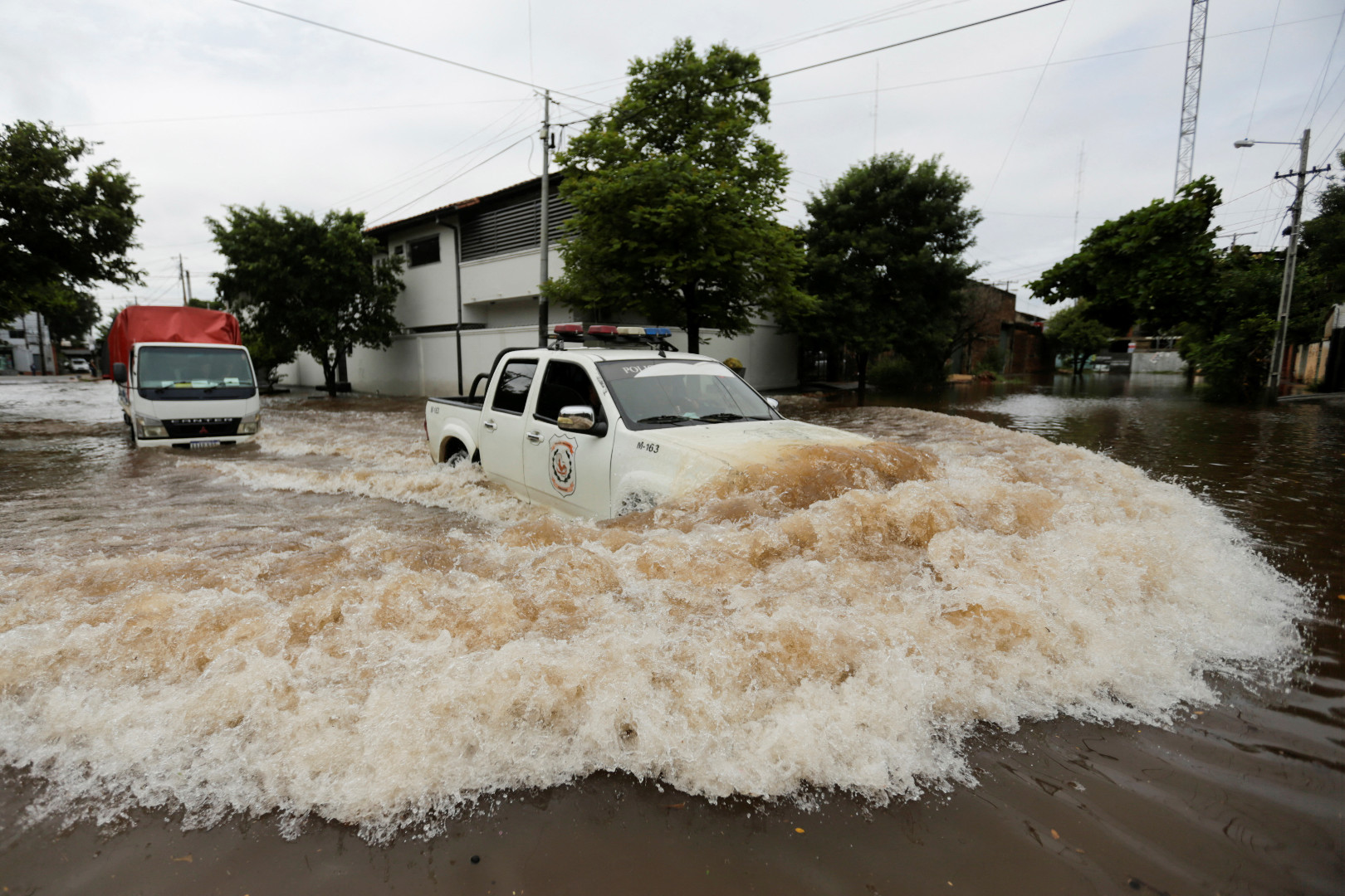 Velike poplave u Australiji: Hiljade ljudi primorani napustiti domove