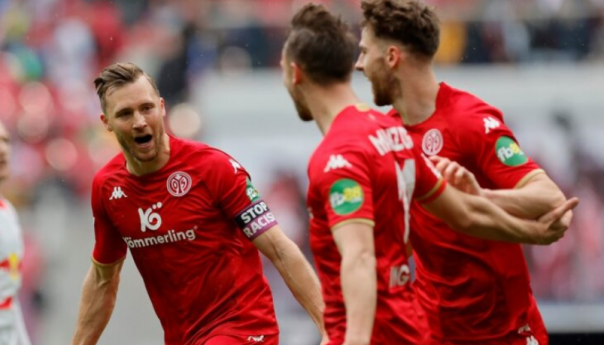 Veliki kiks Leipziga, Union bliži LP, Demirović odmarao u remiju Augsburga