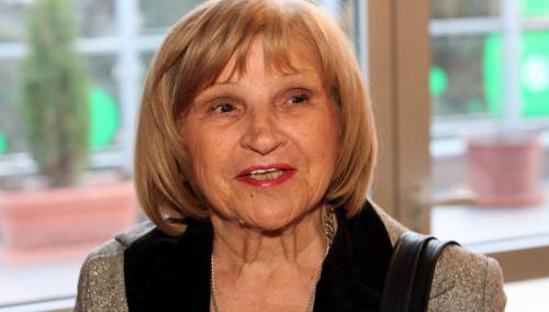 Veliki naklon publici u Mostaru, sjećam se buketa cvijeća i korpe trešanja s Bune