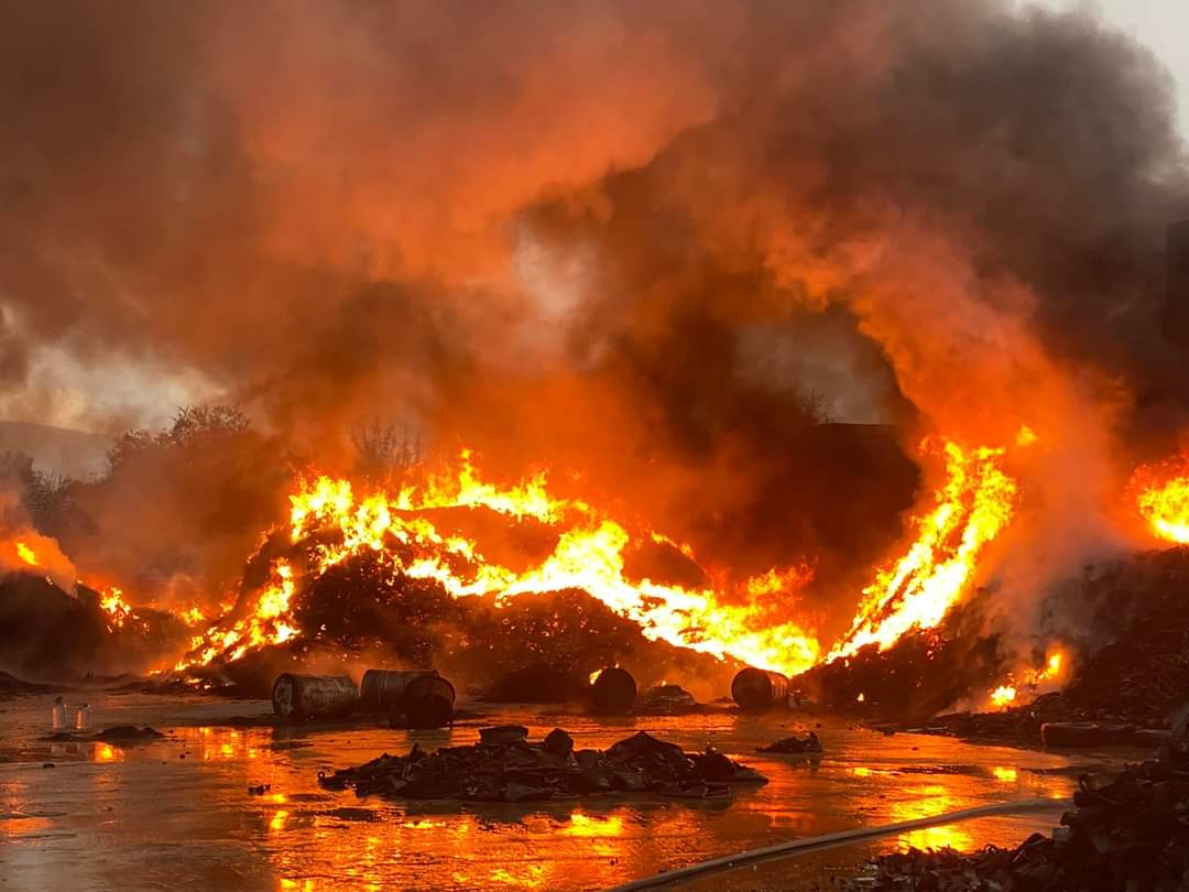 Veliki požar kod Mostara, gori deponija guma