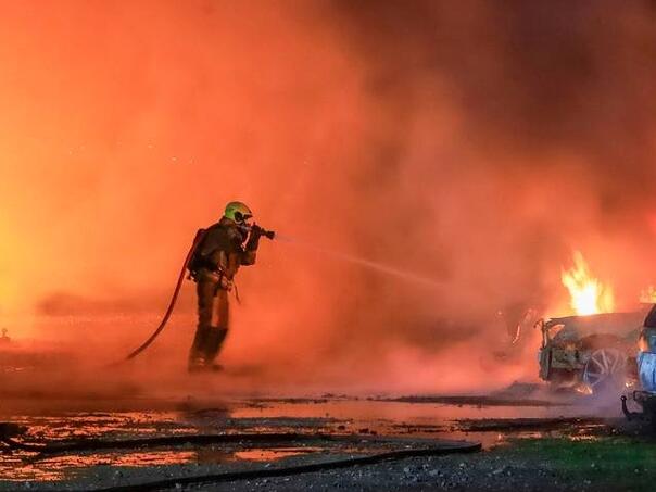 Veliki požar u skladištu blizu aerodroma Schiphol u Amsterdamu