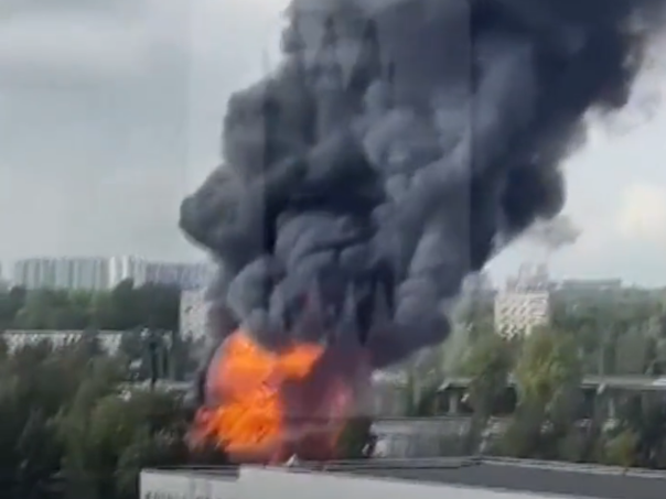 Veliki požar u St. Petersburgu: Gori skladište nafte