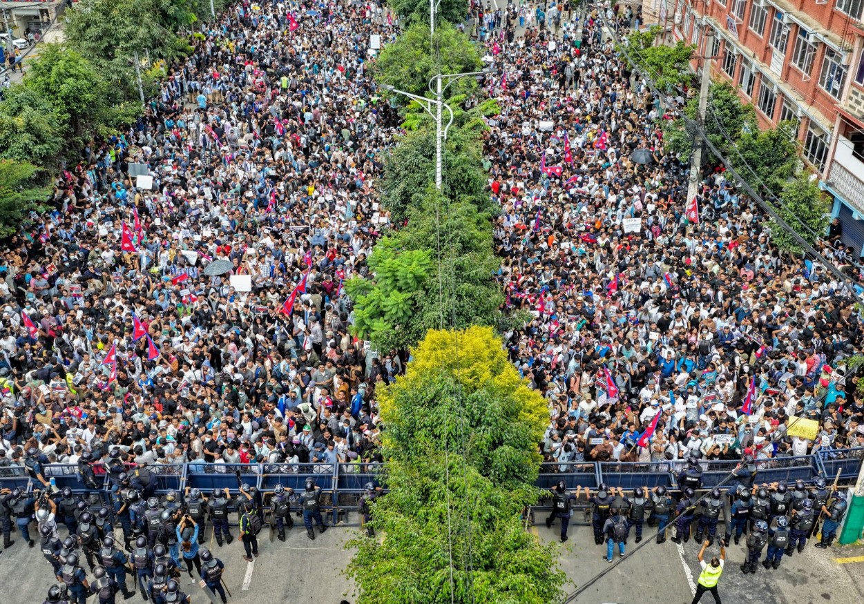 Veliki protest u Nepalu završio tragično: Jedna osoba poginula, preko 50 povrijeđenih