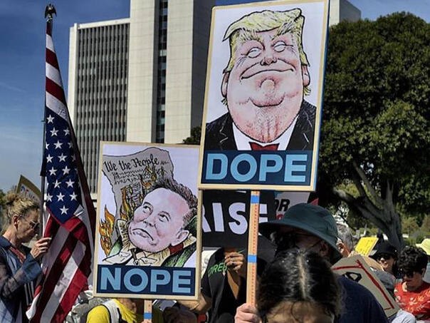 Veliki protesti protiv Trumpa i Muska, na ulicama stotine hiljada ljudi