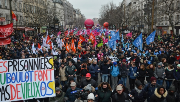 Veliki protesti širom Francuske zbog Macronovog plana penzione reforme