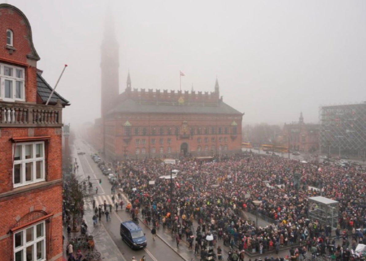 Veliki protesti u Danskoj: "Grenland nije na prodaju"