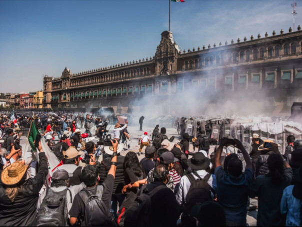 Veliki protesti u Meksiku po uzoru na Nepal: Preko 100 povrijeđenih policajaca