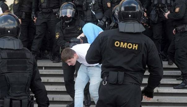 Veliki protesti u Minsku protiv Lukašenka