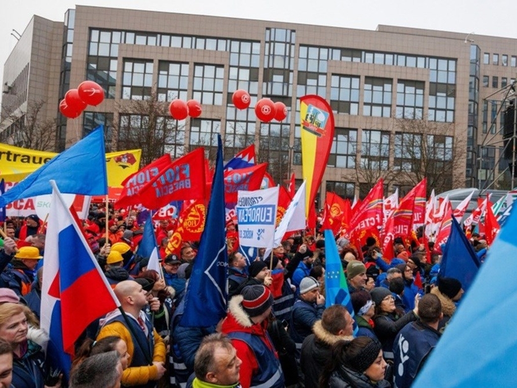 Veliki štrajk u Belgiji, pobuna protiv reformi novog premijera