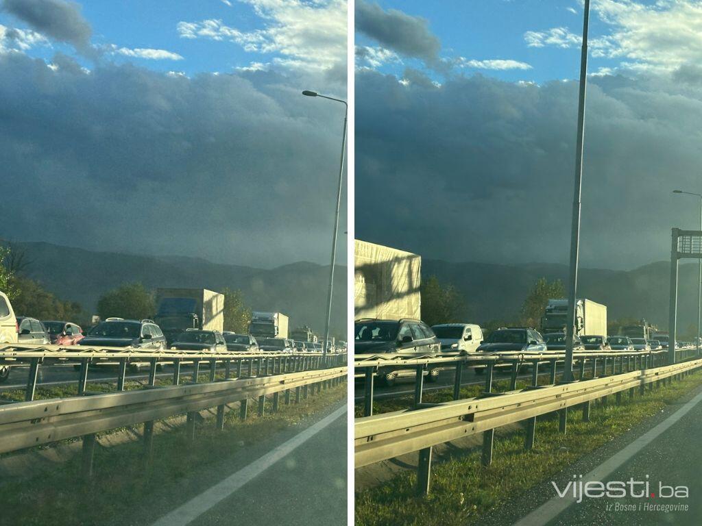 Veliki zastoj kod petlje Vogošća: Sudar zaustavio saobraćaj