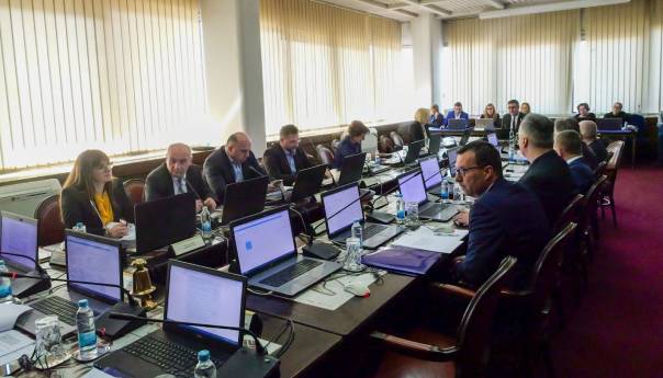 Velikim preduzećima i izvoznicima 5,2 miliona KM za kamate