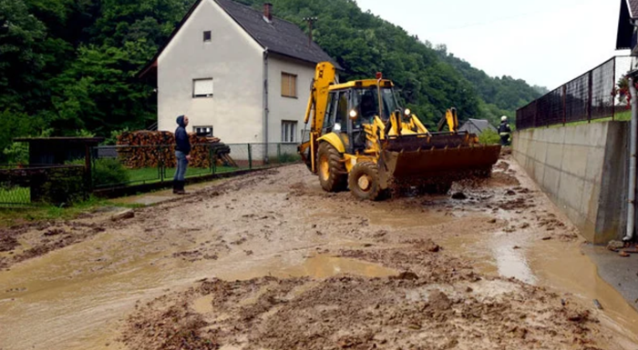Veliko nevrijeme napravilo haos u Požegi