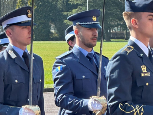 Veliko priznanje: Kadet iz BiH najbolji na britanskoj vojnoj akademiji