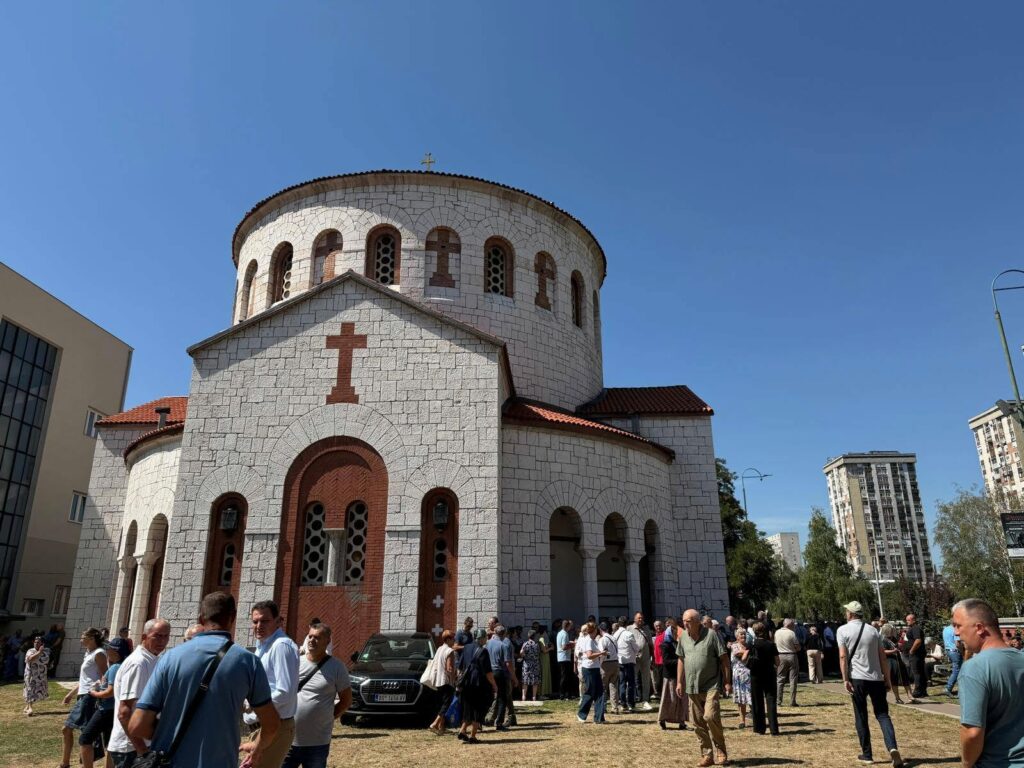 Veliko veselje u Sarajevu: Pravoslavni vjernici slave hramovnu slavu