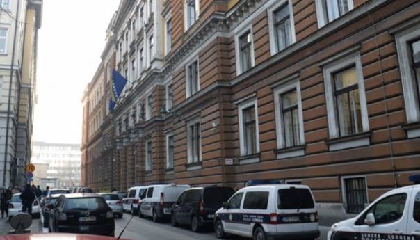 Veljko Papić osuđen na dvije godine zatvora za zločine u Sarajevu