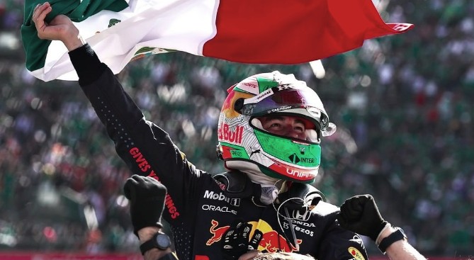 Verstappen pobijedio u Meksiku i povećao prednost ispred Hamiltona