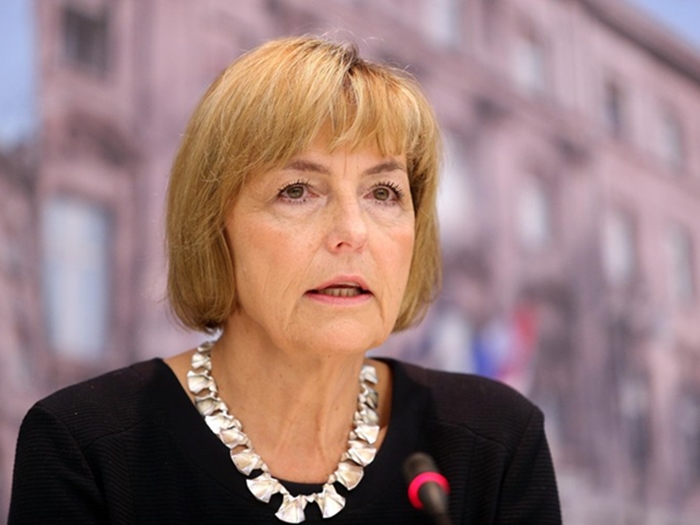 Vesna Pusić: EU može riješiti Dodika