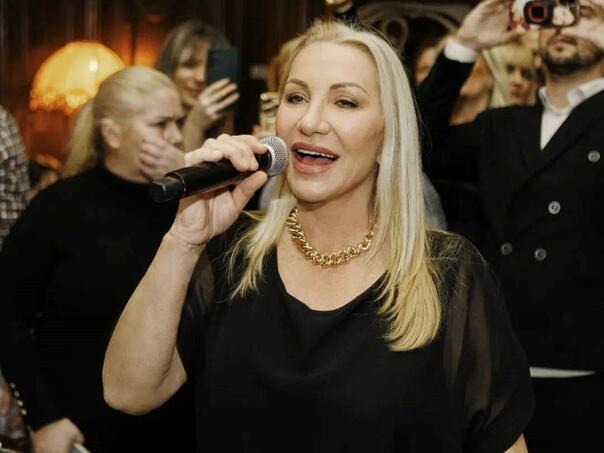 Vesna Zmijanac odgovorila kolegici: Ja sam žena boem, može mi se