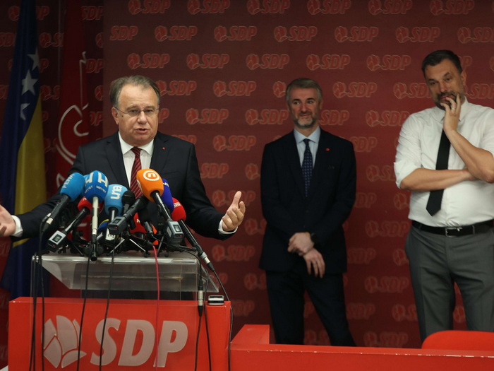 Video: Buran press, šta su poručili lideri Trojke