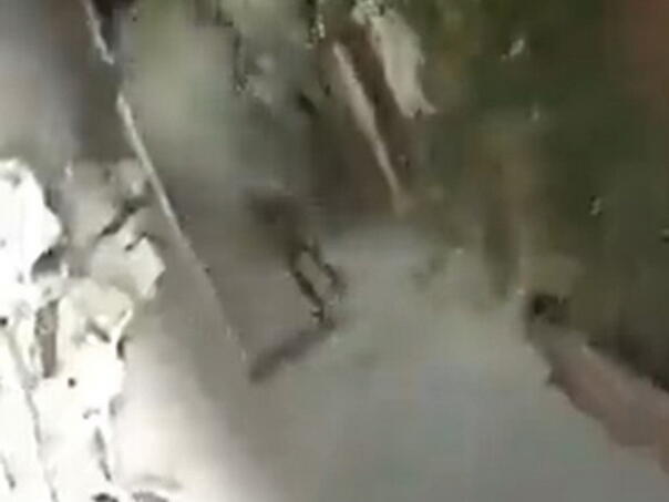 Video: Čovjek u Maroku u zadnji čas izbjegao da ga zatrpa zgrada